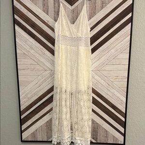 Elegant Lace Cream Dress